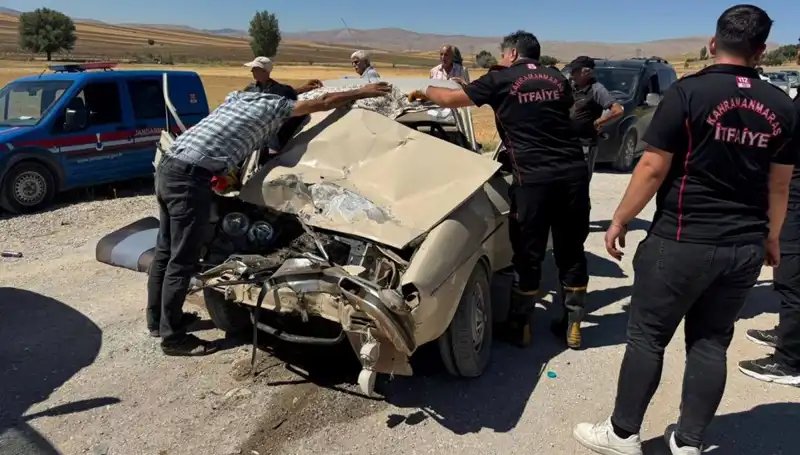 Kahramanmaraş'ta Kamyonet-Otomobil Çarpışması: Can Kaybı ve Yaralılar