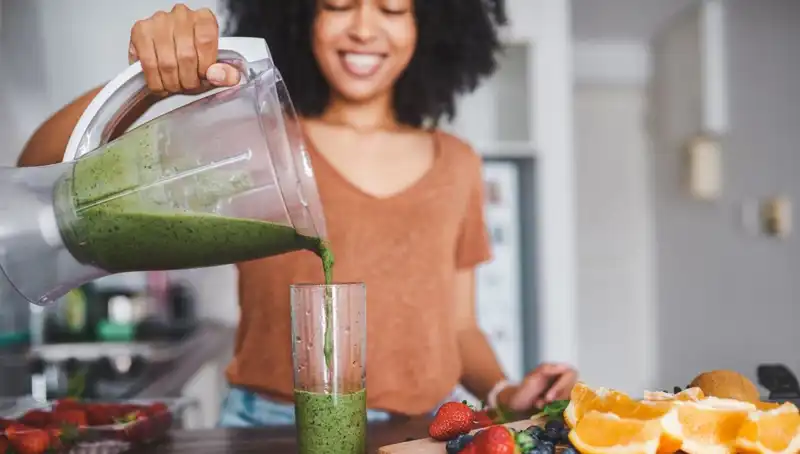 Smoothie mi, Meyve Suyu mu? Sağlıklı Tercihiniz Hangisi Olmalı?