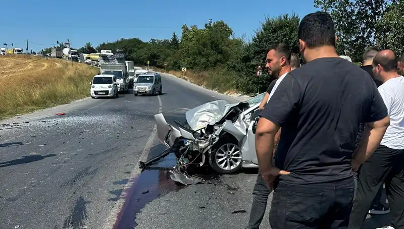 İstanbul’da Dehşet Anı: Kalp Krizi Geçiren Sürücü Otobüse Çarptı