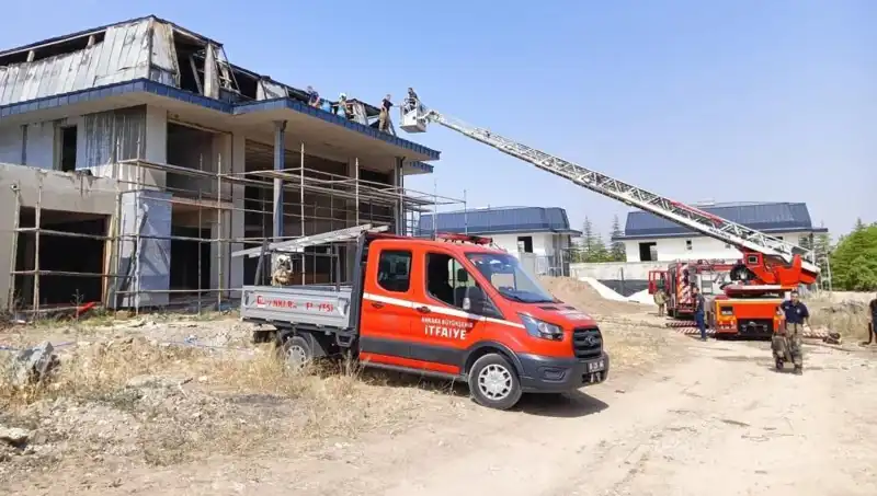 Ankara Gölbaşı'ndaki Villalarda Çıkan Yangın, Korku Dolu Anlar Yaşattı