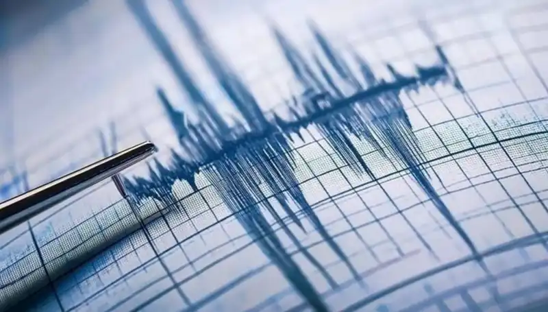 Simav’da Peş Peşe Gelen Sarsıntılar: Deprem Korkusu Yeniden Başladı!