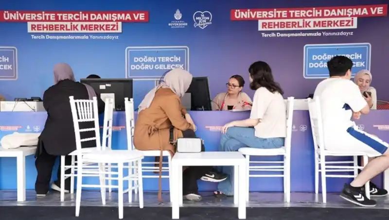İBB’den Üniversite Tercih Desteği: 24 Bulunma Noktası Açıldı