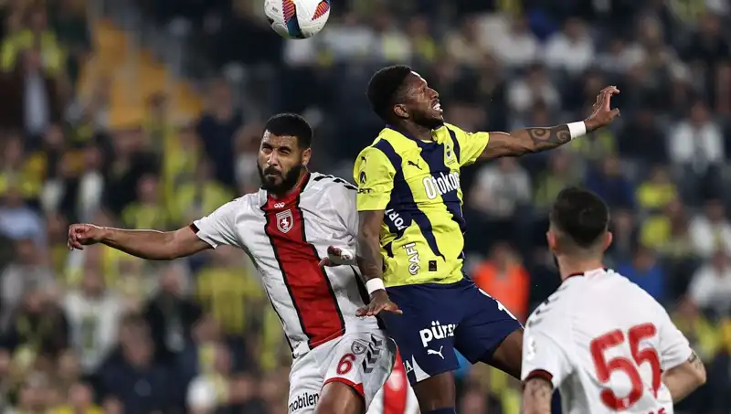 Fenerbahçe'de Uyum Bozuldu, Spor Dünyasında Ses Getiren Açıklamalar