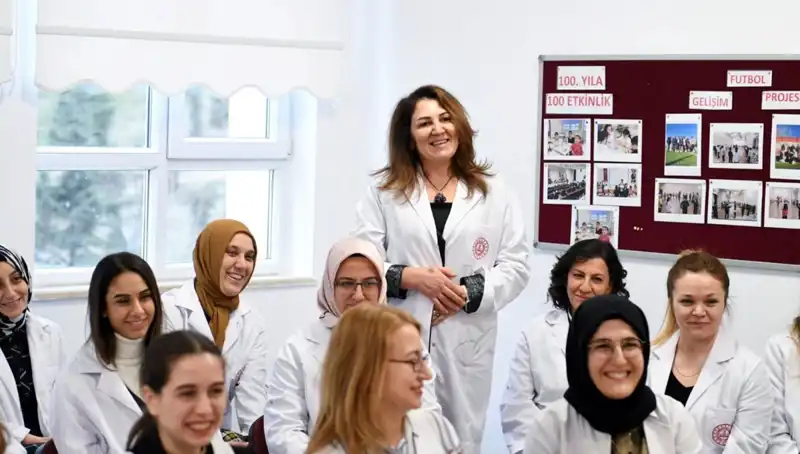 Ücretli Öğretmenlik Başvuruları Başladı: MEB'den Detaylı Bilgiler