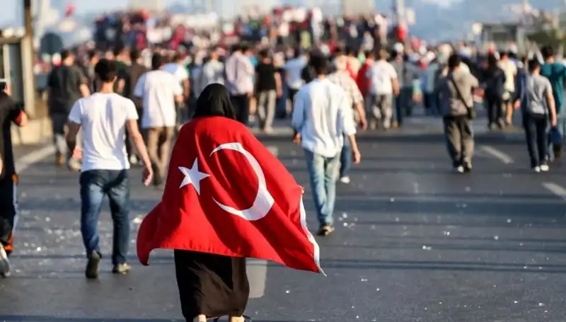 15 Temmuz Darbe Girişiminde Kabinenin Verdiği Güçlü Mesajlar