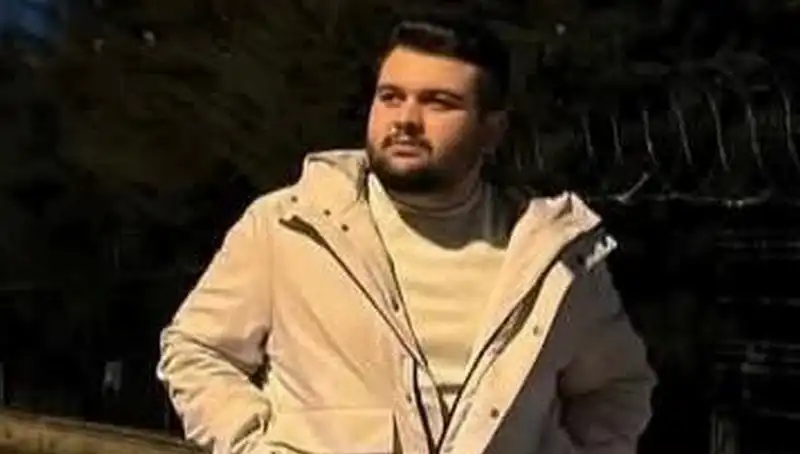 Kız Arkadaşını Korumak İçin Mücadele Eden Genç, Hayatını Kaybetti