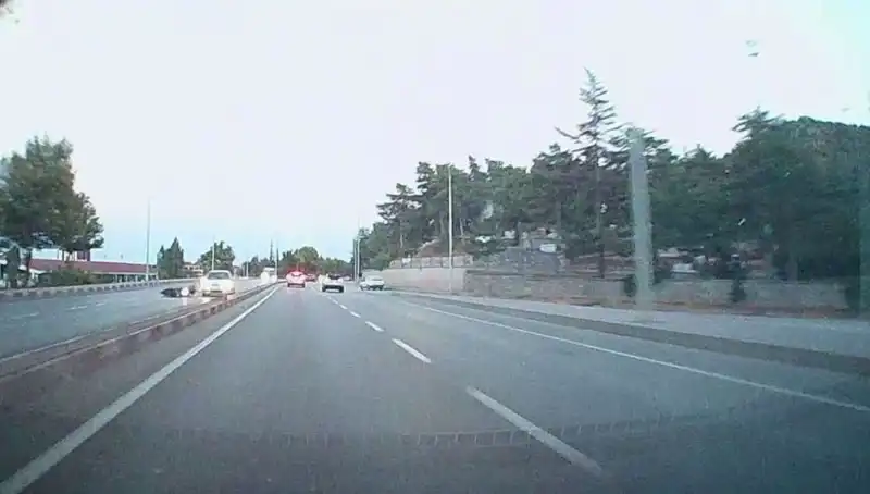 Otomobil ile Motosiklet Çarpıştı: Kaza Anında Neler Yaşandı?