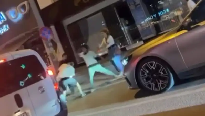 Cadde Boks Ringine Dönüşüyor: Şehirdeki Dövüşlerin Nedeni Ne?