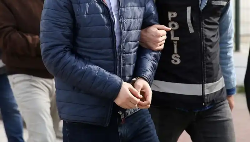 Türkiye'de Uyuşturucu Operasyonları: Üç İlde 39 Kişi Tutuklandı!