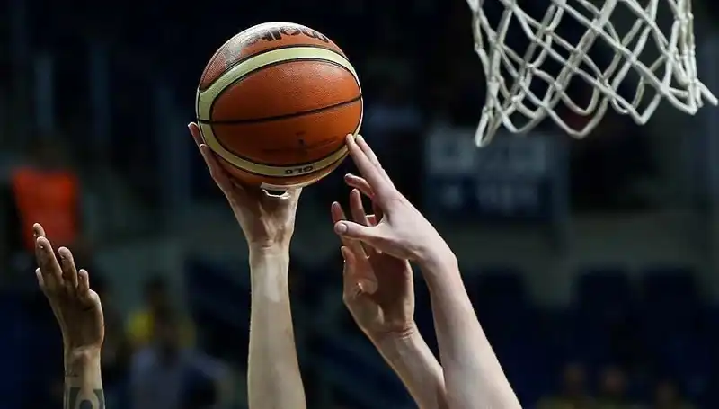Kadın Basketbolunda Fenerbahçe ve Beşiktaş’ın Yarı Final Çatışması Başlıyor!