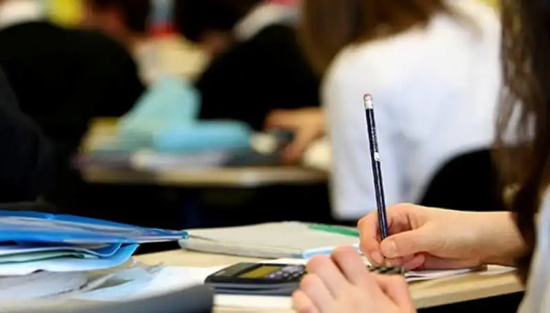 Üniversite Kontenjanlarında Düşüş: Nedenleri ve Sonuçları Ne Olacak?