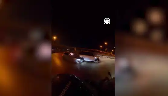 Kadıköy'de Şok Eden Trafik Kazası: Kask Kamerası ile Anbean Görüntülendi