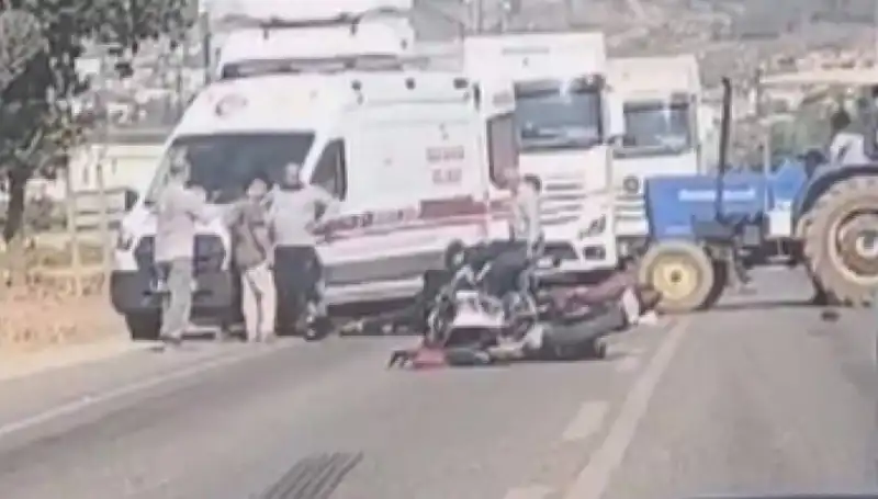 Hatay'da Korkunç Kaza: Trafik Kazasında İki Can Gitti, Bir Kişi Ağır Yaralandı