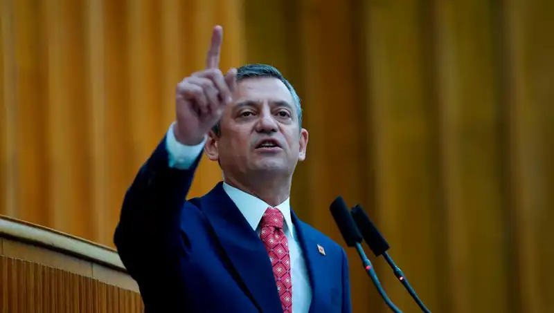 CHP Cumhurbaşkanı Adaylığı Ön Seçimi Gerçekleşecek Mi? Özgür Özel'den Önemli Açıklama!