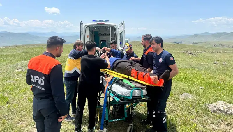 Çoban Kayalıklardan Düştü, Kurtarma Ekibi Seferber Oldu!