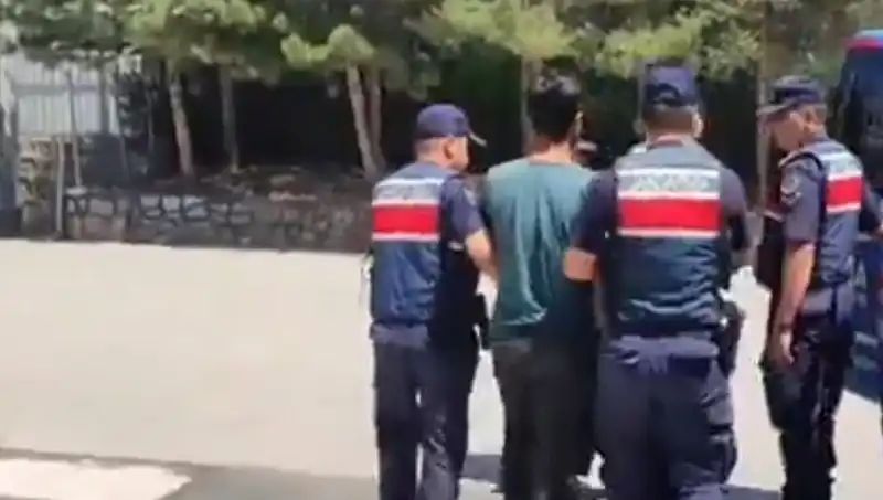 DAEŞ'e Darbe: 14 İlde 26 Gözaltı ile Operasyon Gerçekleşti