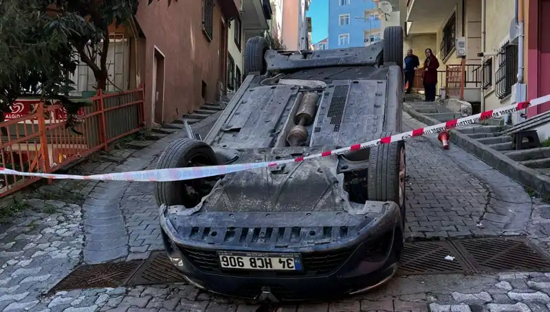 El Freni Çekilmeyen Otomobil Takla Attı: Olay Yerinden Şok Görüntüler!