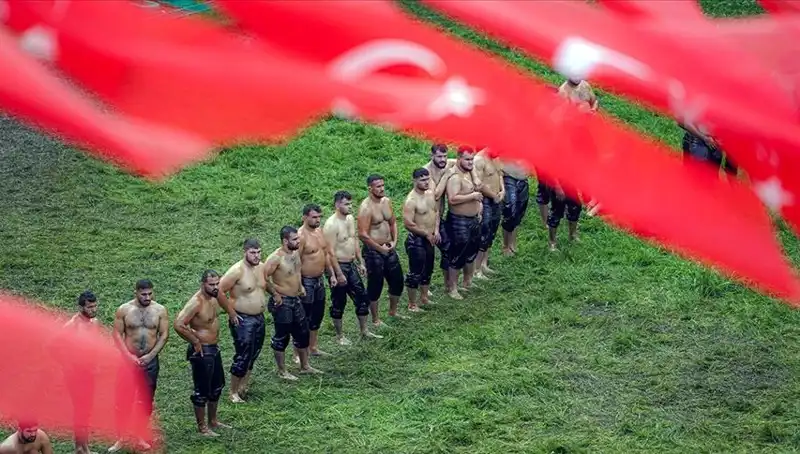 Kırkpınar Yağlı Güreşleri: Tarihe Tanıklık Eden 664. Şampiyona Başlıyor!