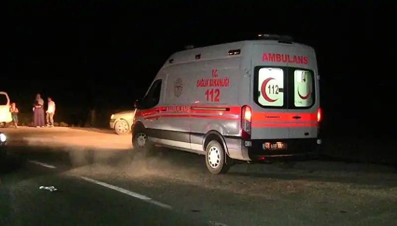 Motosiklet Kazasında Hayatını Kaybeden Sürücü ve Yaralı Yolcu: Olayın Detayları