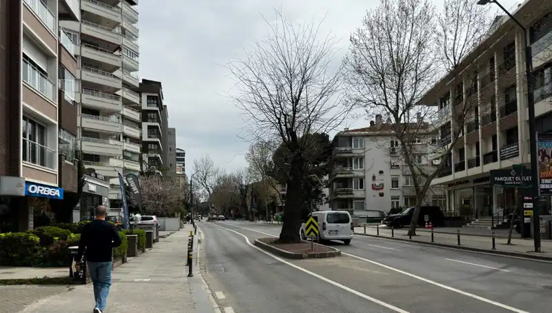 Kadıköy'deki Tehlikeli Cadde: Kazaların Gizemli Sebepleri Neler?