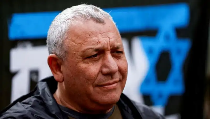 İsrail'de Siyasi Deprem: Gadi Eisenkot'un İstifası Şok Yarattı