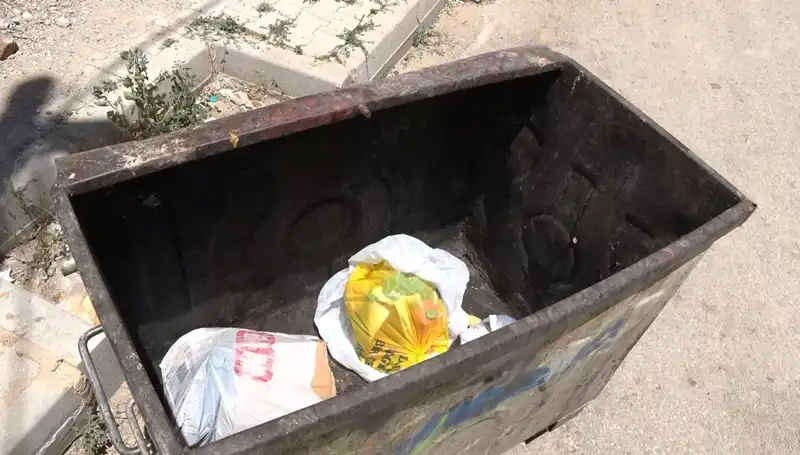 Evde Doğum Yapan Kadının Bebeğini Çöpe Atması: Nedenleri Ne Olabilir?