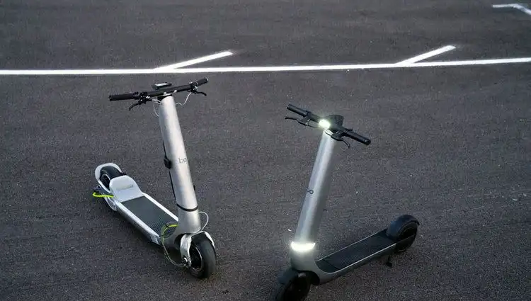 Elektrikli Scooter Devrimi: Hızlı Ama Trafiğe Çıkması Yasak!